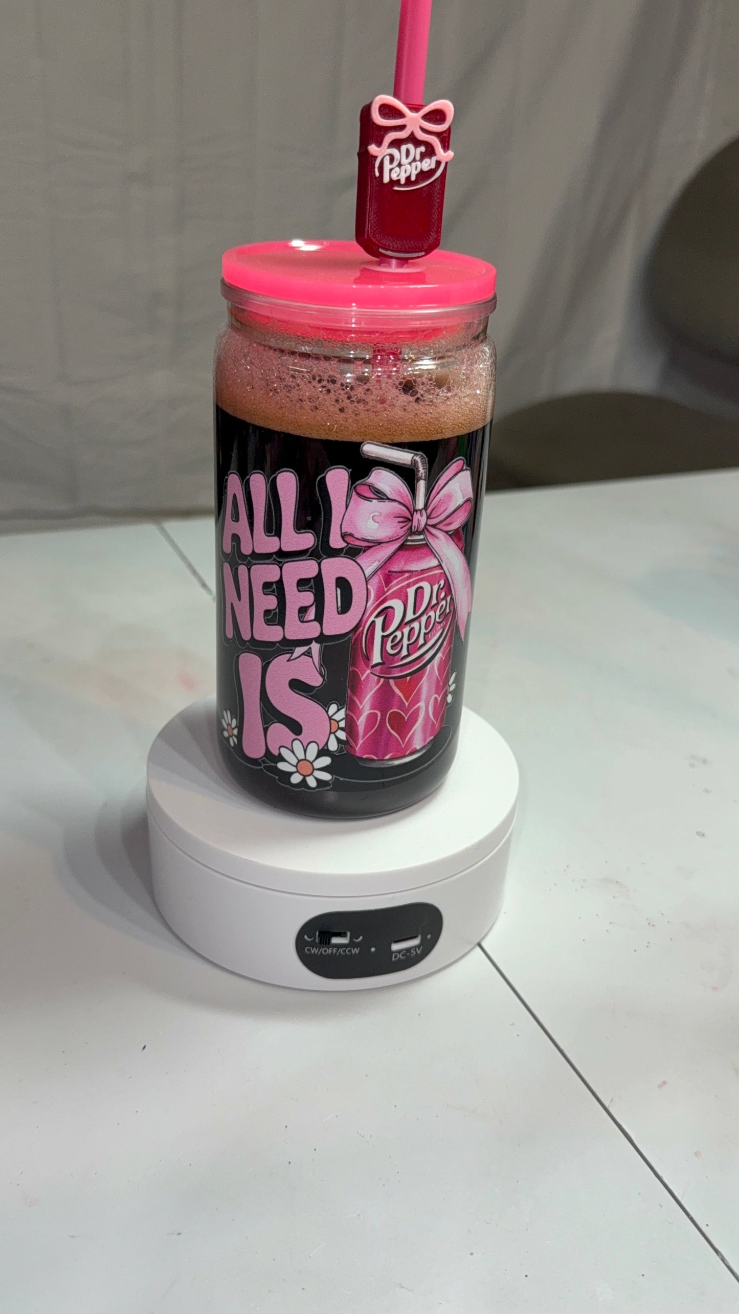 16 oz D Pepper snowglobe cup with matching straw topper